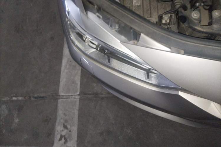 Used BMW 3 Series 2014 320i Sport Edition Right Front Headlight