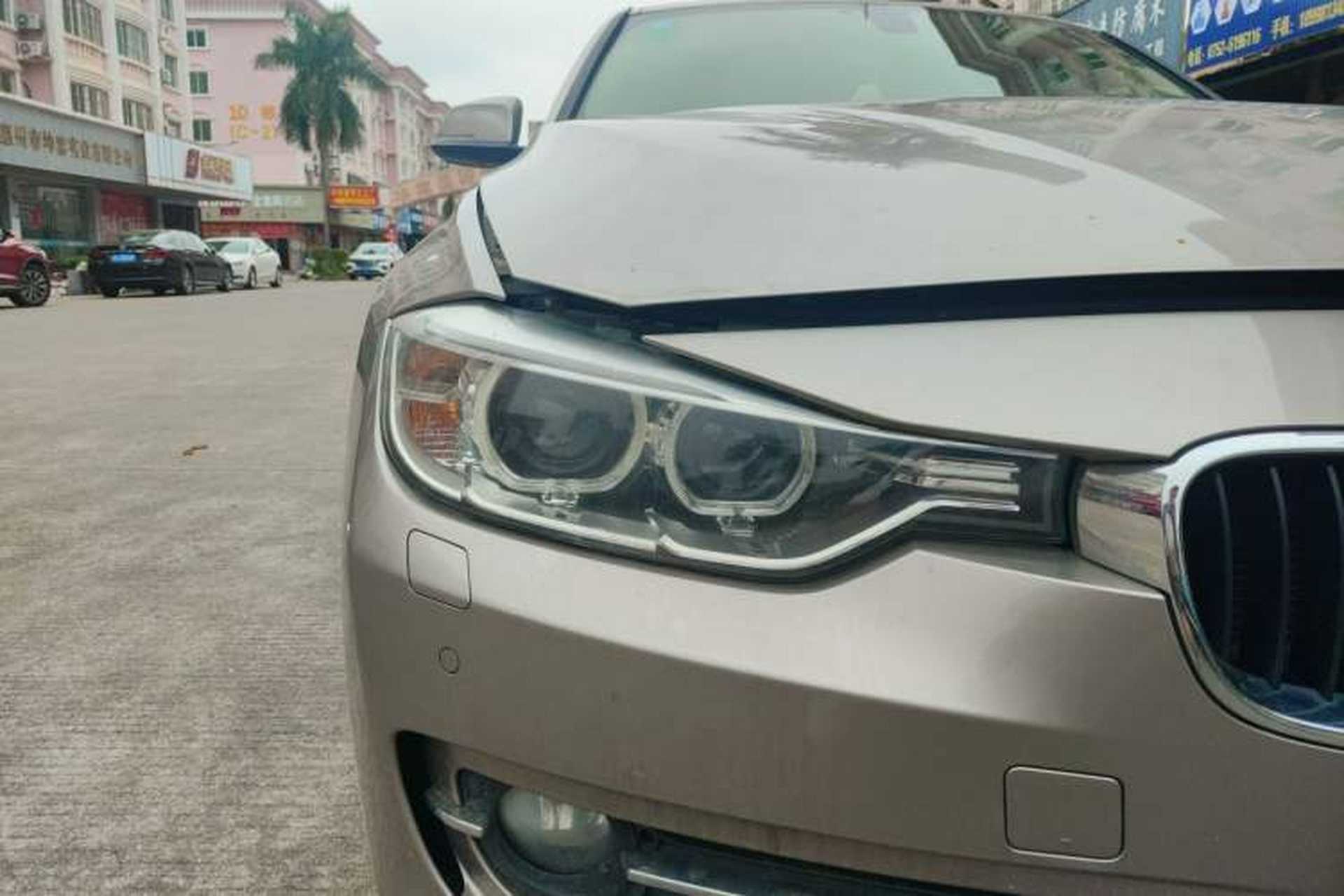 Used BMW 3 Series 2014 320Li Fashion Model Right Front Headlight
