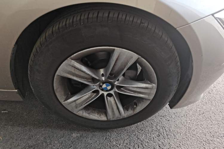 Used BMW 3 Series 2014 320i Sport Edition Right Front Wheel Hub