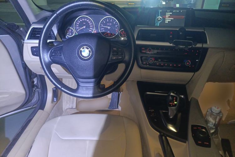 Used BMW 3 Series 2014 320Li Fashion Model Steering Wheel