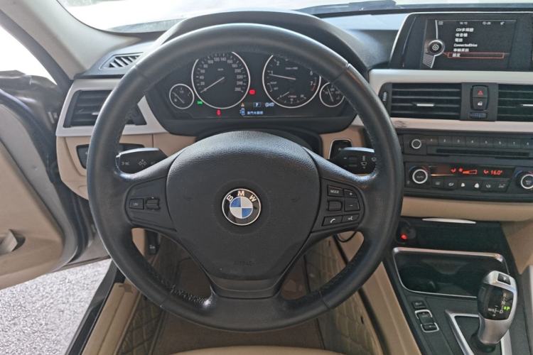Used BMW 3 Series 2014 320i Sport Edition Steering Wheel