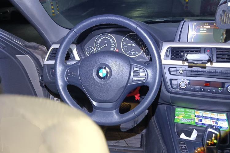 Used BMW 3 Series 2014 320Li Fashion Model Steering Wheel