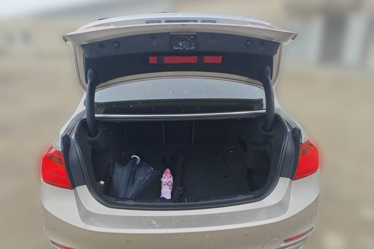 Used BMW 3 Series 2014 320Li Luxury Design Package Trunk