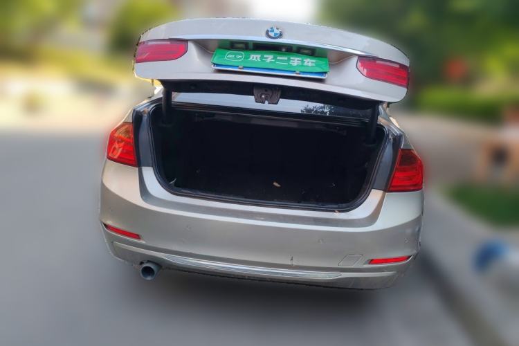 Used BMW 3 Series 2014 320Li Fashion Model Trunk