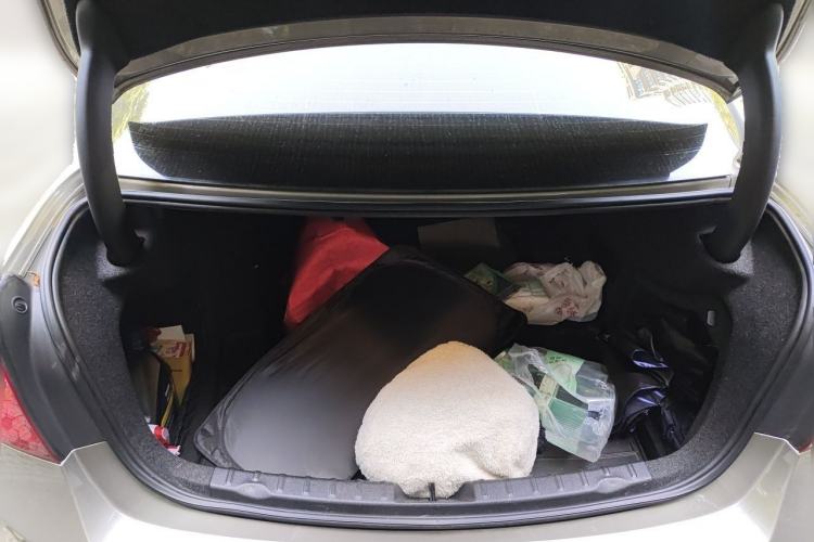 Used BMW 3 Series 2014 320Li Fashion Model Trunk