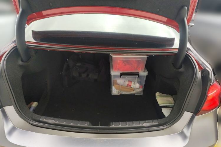 Used BMW 3 Series 2014 320i Sport Edition Trunk