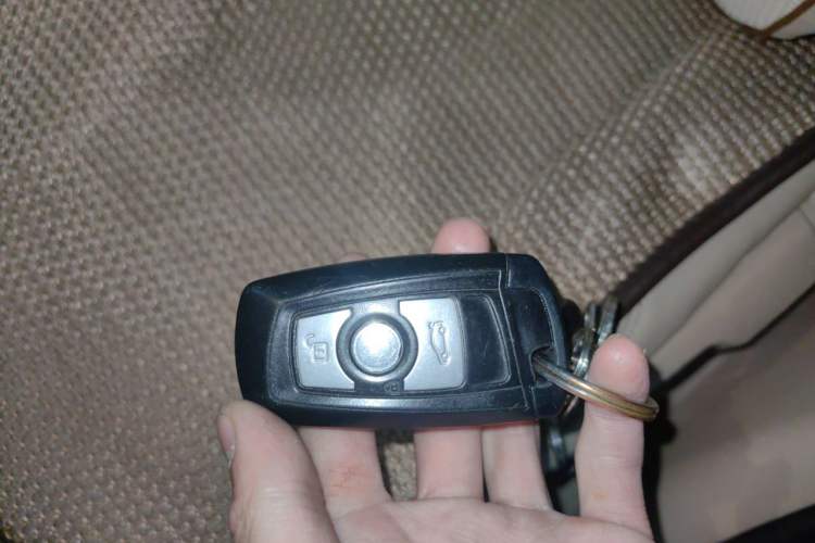 Used BMW 3 Series 2014 320Li Fashion Model Vehicle Key