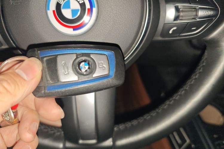 Used BMW 3 Series 2014 328i M Sport Edition Vehicle Key