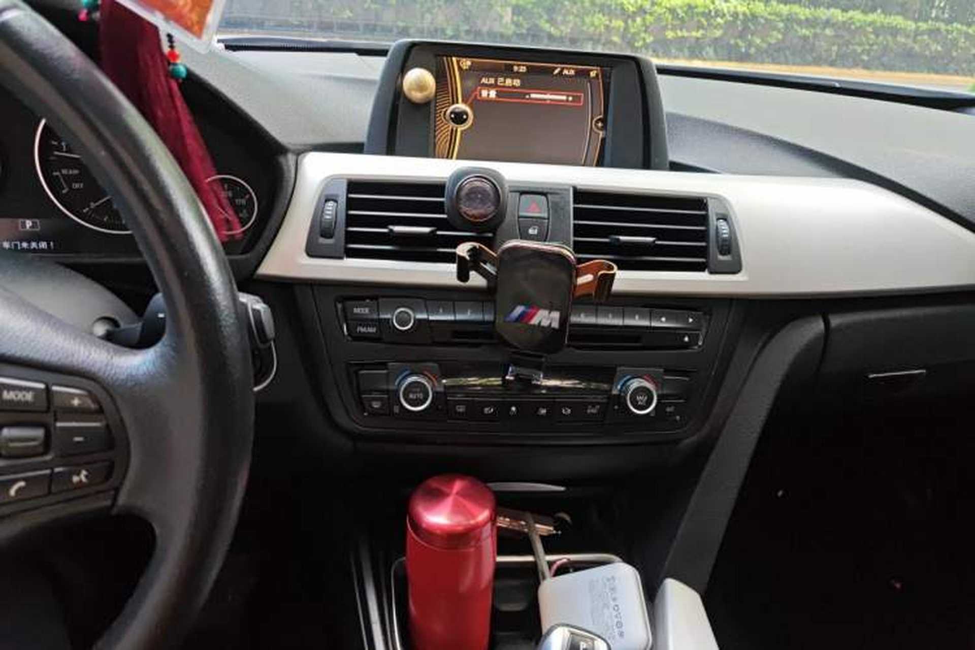 Used BMW 3 Series 2014 320Li Fashion Model Audio And AC Panel