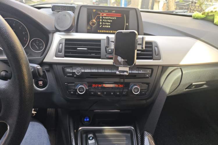 Used BMW 3 Series 2014 320Li Fashion Model Audio And AC Panel
