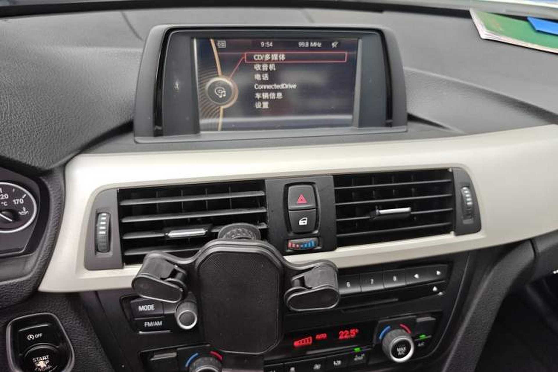 Used BMW 3 Series 2014 320Li Fashion Model Audio And AC Panel