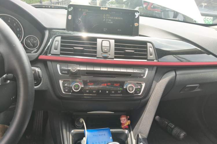 Used BMW 3 Series 2014 320i Sport Design Package Audio And AC Panel