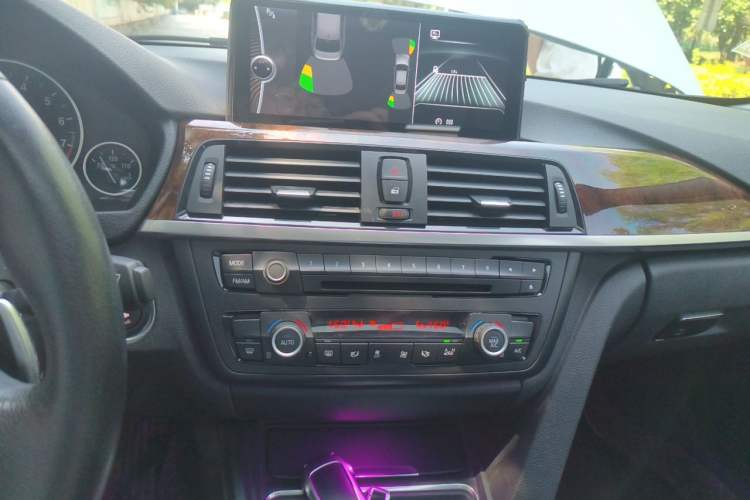 Used BMW 3 Series 2014 328Li Year of the Horse Limited Edition Audio And AC Panel