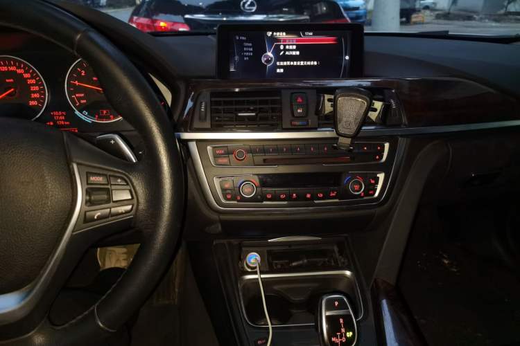 Used BMW 3 Series 2014 328Li xDrive Luxury Design Package Audio And AC Panel