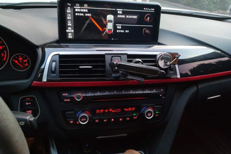 Used BMW 3 Series 2014 320Li Fashion Model Audio And AC Panel