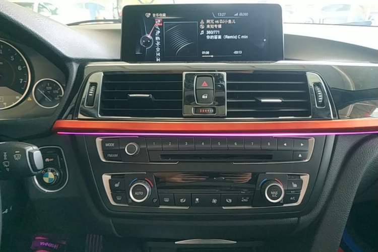 Used BMW 3 Series 2014 320i Sport Design Package Audio And AC Panel