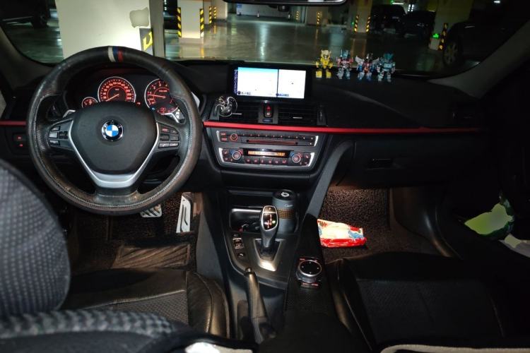 Used BMW 3 Series 2014 328i Sport Design Package Center Console