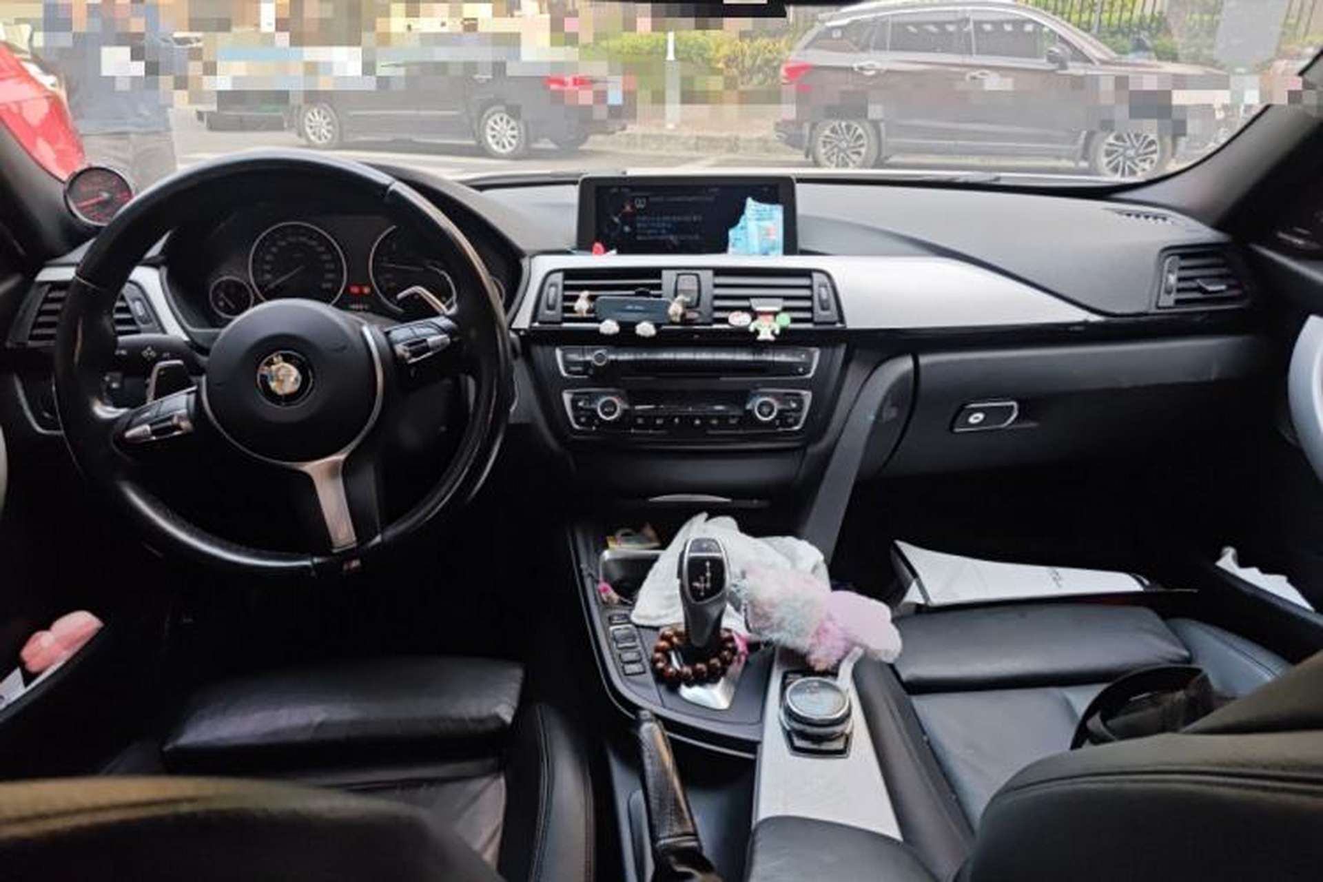 Used BMW 3 Series 2014 328i M Sport Edition Center Console