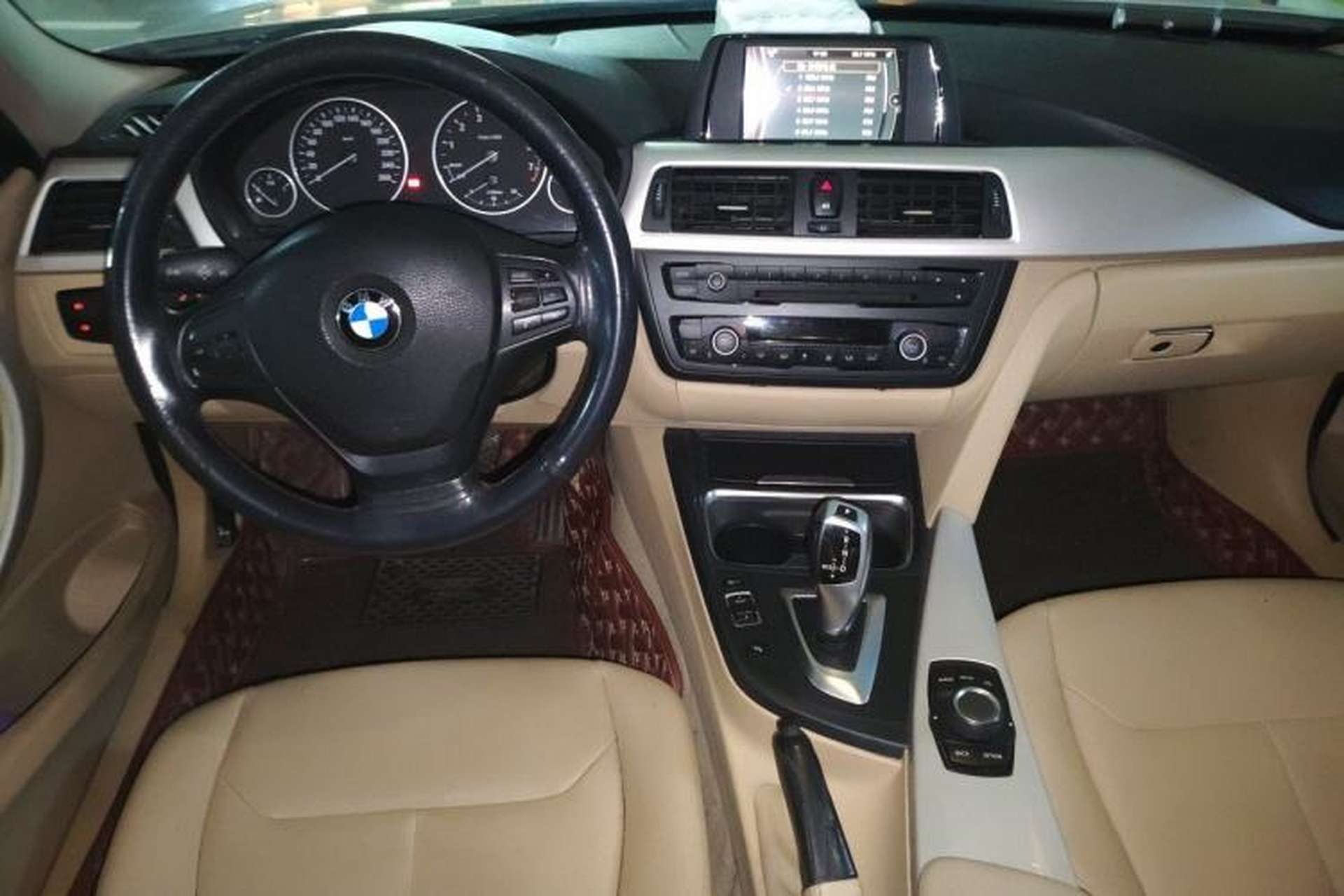 Used BMW 3 Series 2014 320Li Fashion Model Center Console