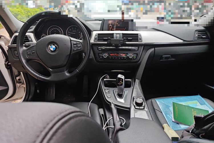Used BMW 3 Series 2014 320Li Fashion Model Center Console