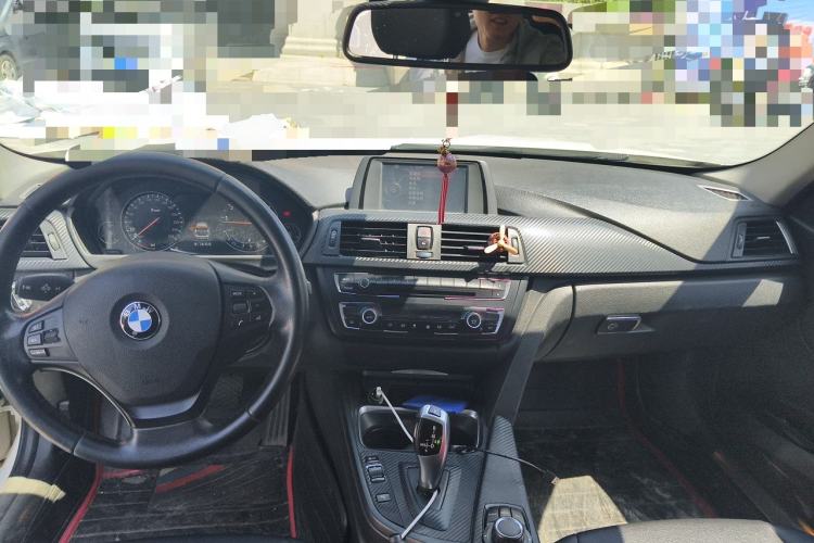 Used BMW 3 Series 2014 320Li Fashion Model Center Console