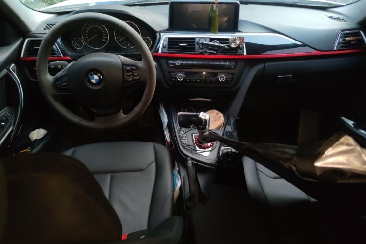 Used BMW 3 Series 2014 320Li Fashion Model Center Console