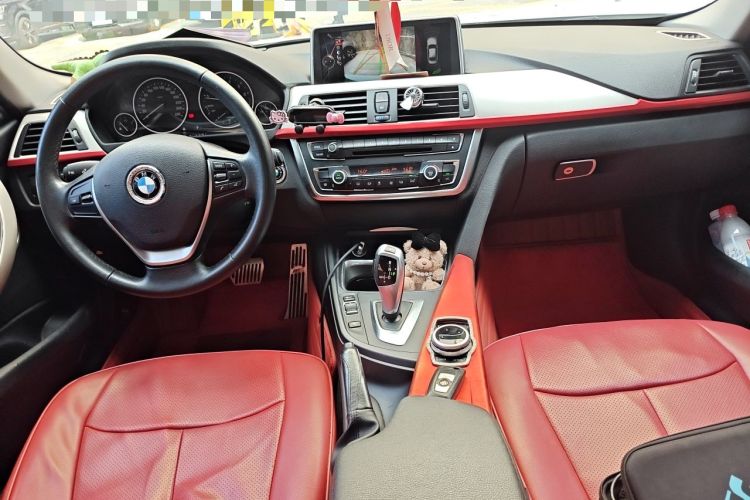 Used BMW 3 Series 2014 320Li Fashion Model Center Console