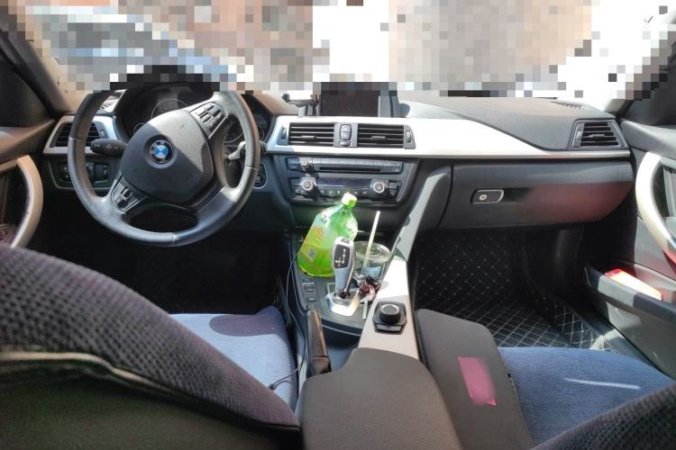 Used BMW 3 Series 2014 320Li Fashion Model Center Console