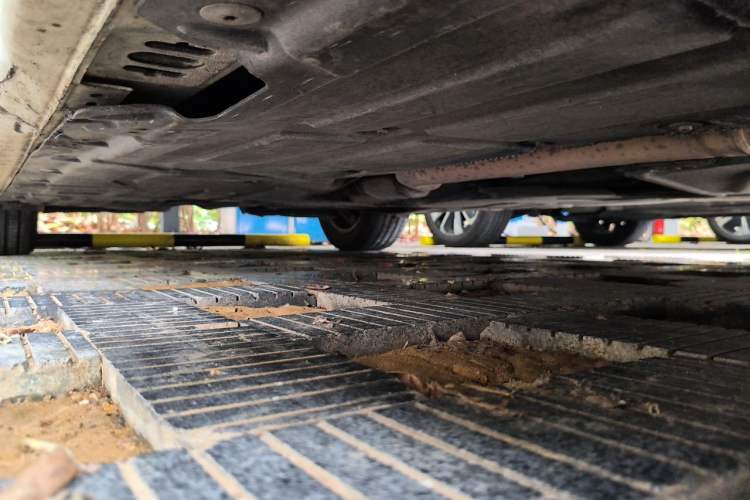 Used BMW 3 Series 2014 320Li Fashion Model Chassis Front Right