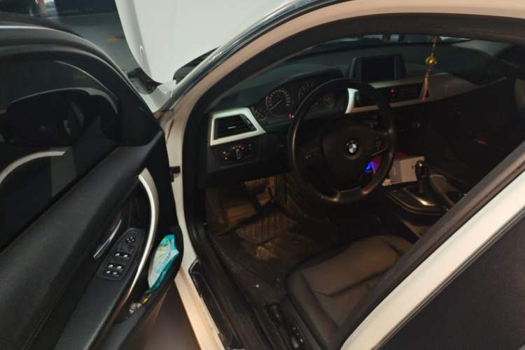 Used BMW 3 Series 2014 320Li Fashion Model Driver Seat