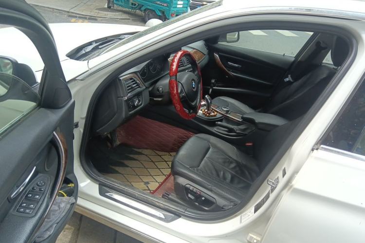 Used BMW 3 Series 2014 320Li Luxury Design Package Driver Seat