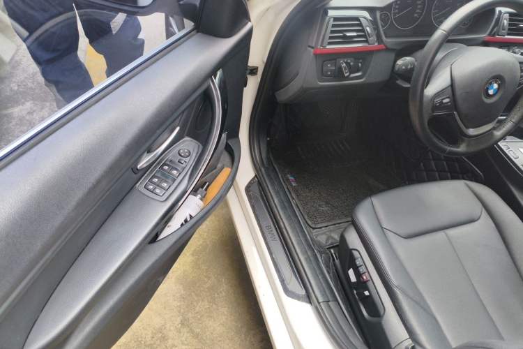Used BMW 3 Series 2014 320Li Fashion Model Driver Seat