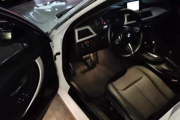 Used BMW 3 Series 2014 320Li Fashion Model Driver Seat