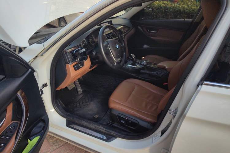 Used BMW 3 Series 2014 320Li Luxury Design Package Driver Seat