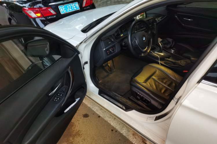 Used BMW 3 Series 2014 328Li xDrive Luxury Design Package Driver Seat