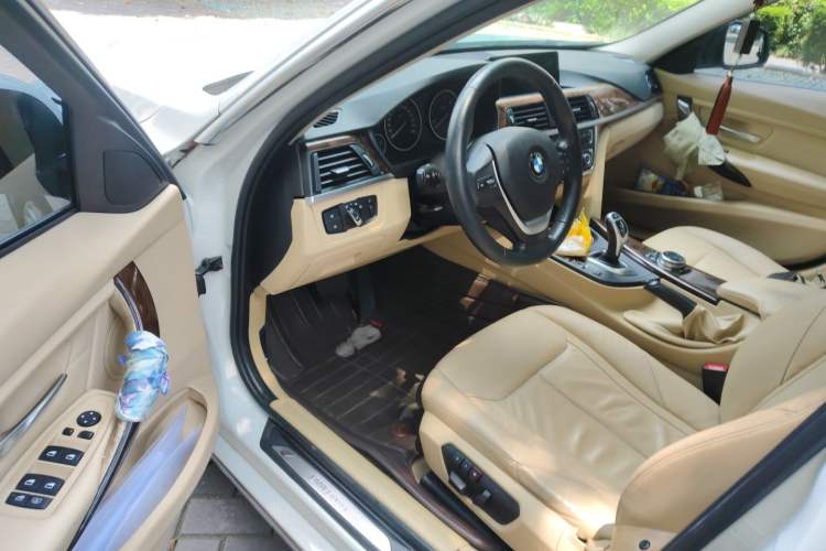 Used BMW 3 Series 2014 320Li Luxury Design Package Driver Seat