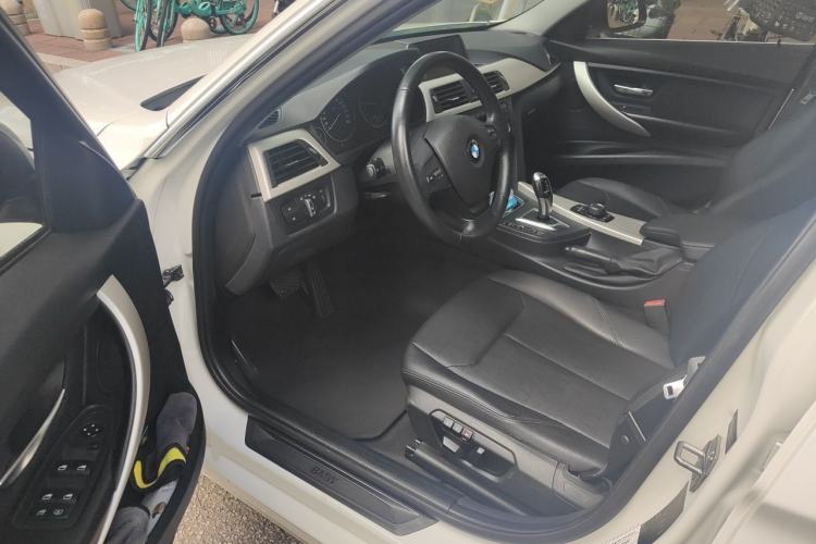 Used BMW 3 Series 2014 320Li Fashion Model Driver Seat