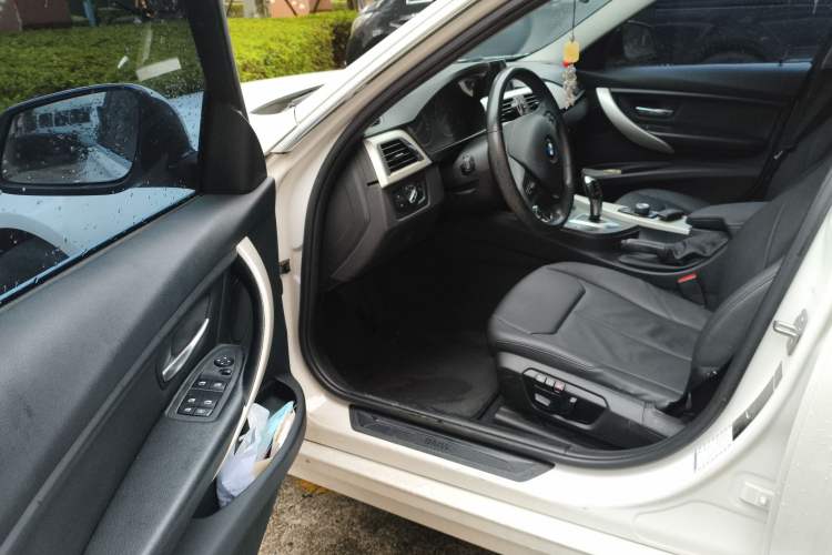 Used BMW 3 Series 2014 320Li Fashion Model Driver Seat
