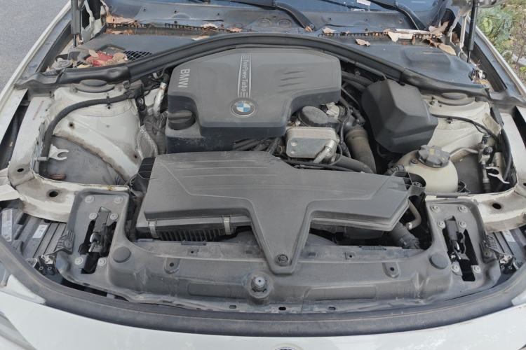 Used BMW 3 Series 2014 320i Sport Edition Engine Bay
