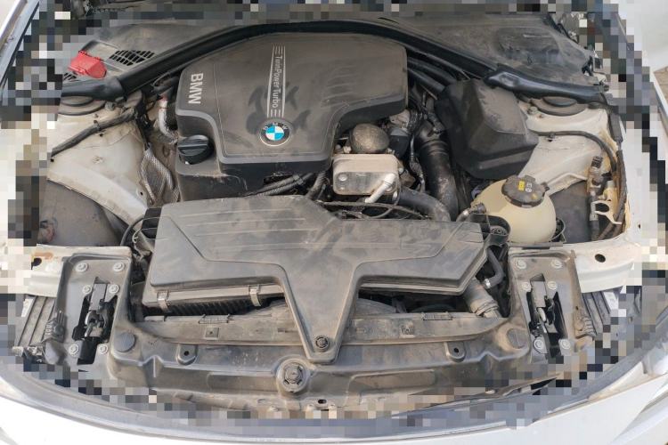 Used BMW 3 Series 2014 328Li Fashion Model Engine Bay