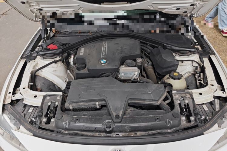 Used BMW 3 Series 2014 320Li Fashion Model Engine Bay