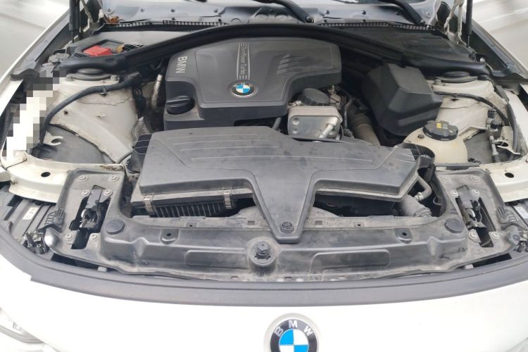 Used BMW 3 Series 2014 320Li Fashion Model Engine Bay