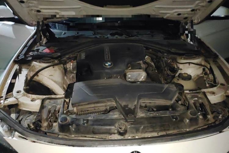Used BMW 3 Series 2014 320i Active Edition Engine Bay