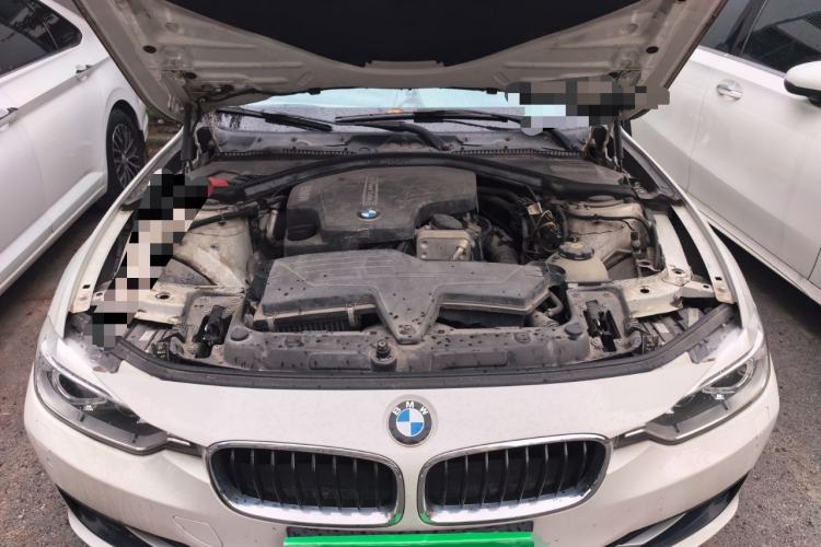 Used BMW 3 Series 2014 328i Sport Design Package Engine Bay