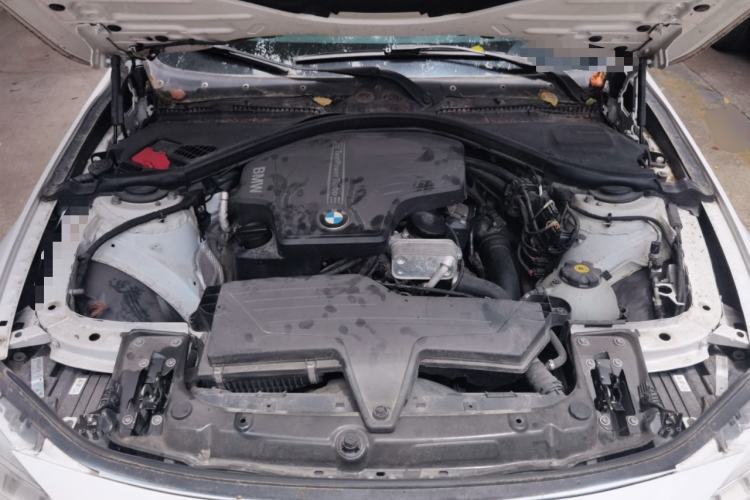 Used BMW 3 Series 2014 328Li Fashion Model Engine Bay