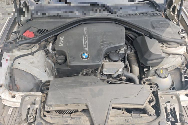 Used BMW 3 Series 2014 320i Sport Edition Engine Bay