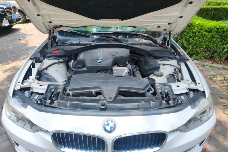 Used BMW 3 Series 2014 320Li Luxury Design Package Engine Bay