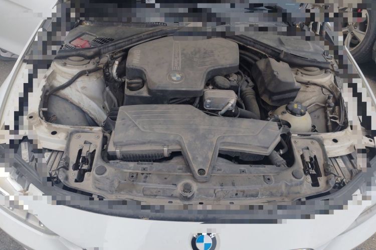 Used BMW 3 Series 2014 320Li Fashion Model Engine Bay
