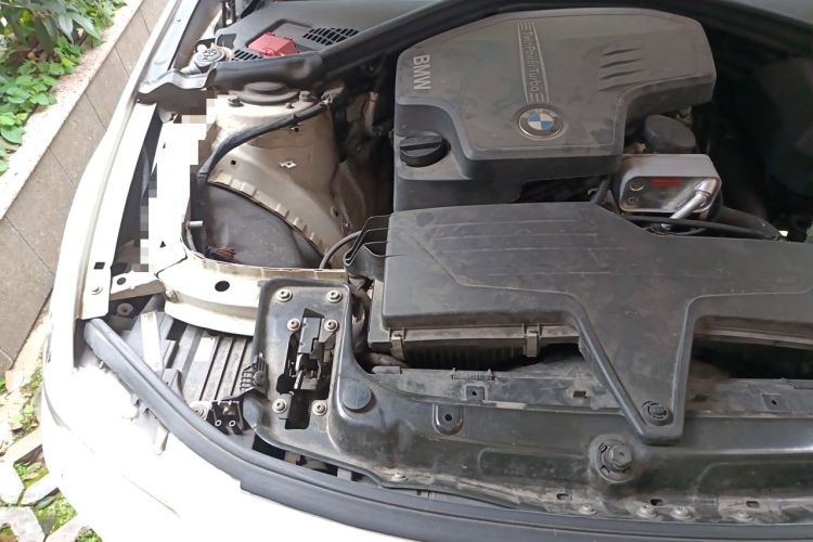 Used BMW 3 Series 2014 328Li Fashion Model Engine Bay Right