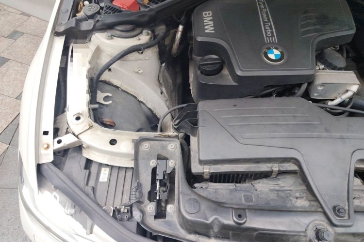 Used BMW 3 Series 2014 320Li Fashion Model Engine Bay Right